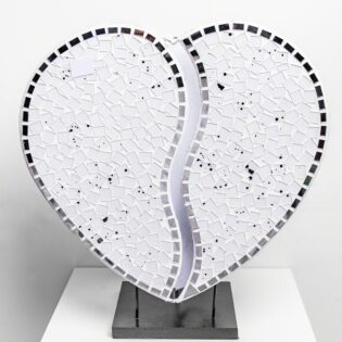 Fleur Hartje Lamp from Lilit Fleurs - Flower delivery Brussels